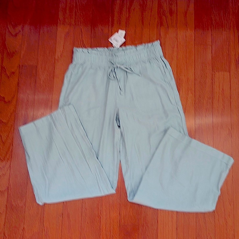 American Eagle Stretchy and soft  linen cotton blend pants